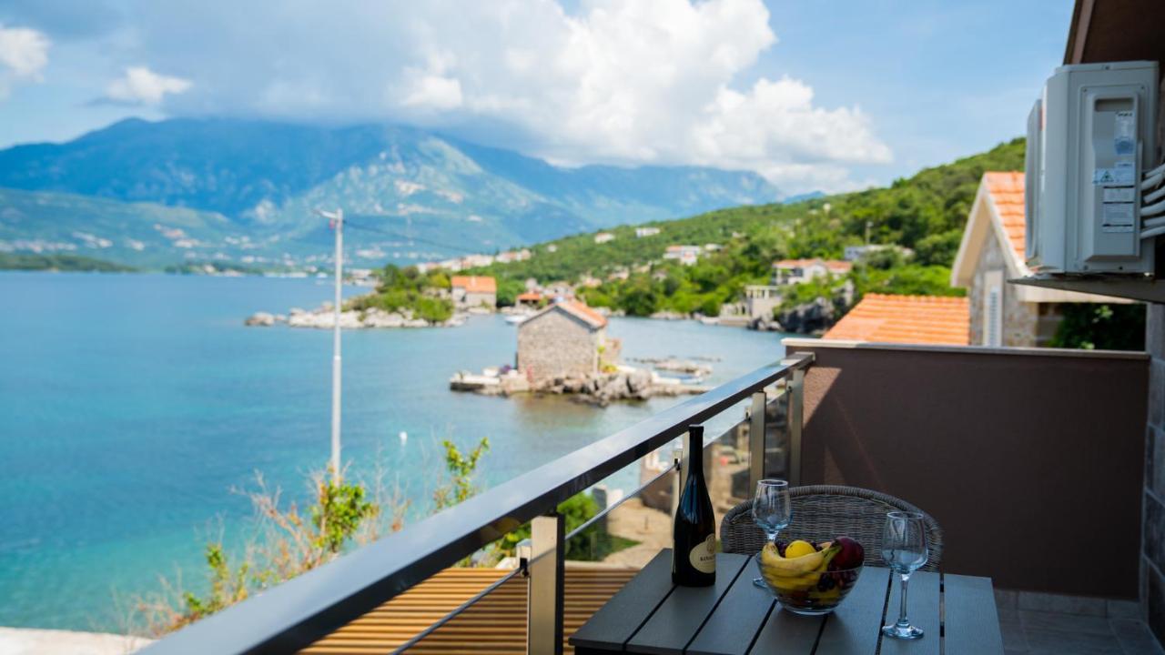 Family House Bjelila Villa Tivat Exterior photo