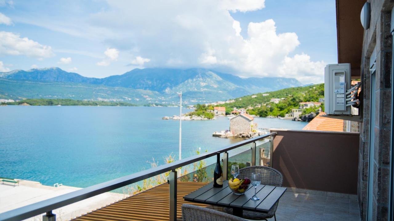 Family House Bjelila Villa Tivat Exterior photo